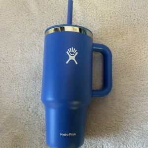 Hydro Flask Travel Tumbler with Handle Blue 32 oz READ